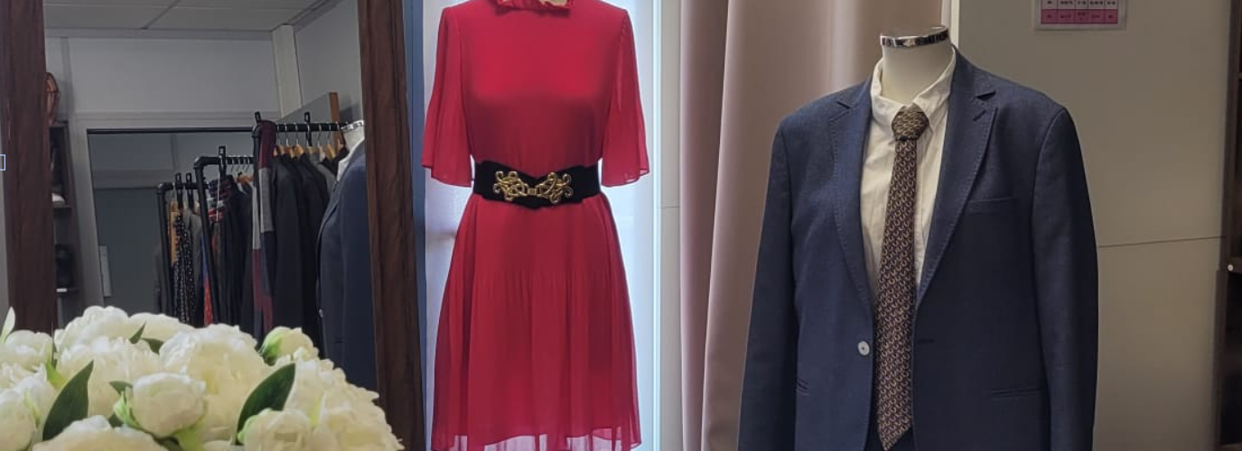 photo de 2 mannequins femme et homme